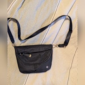 Lululemon Black Festival Bag- Regular size